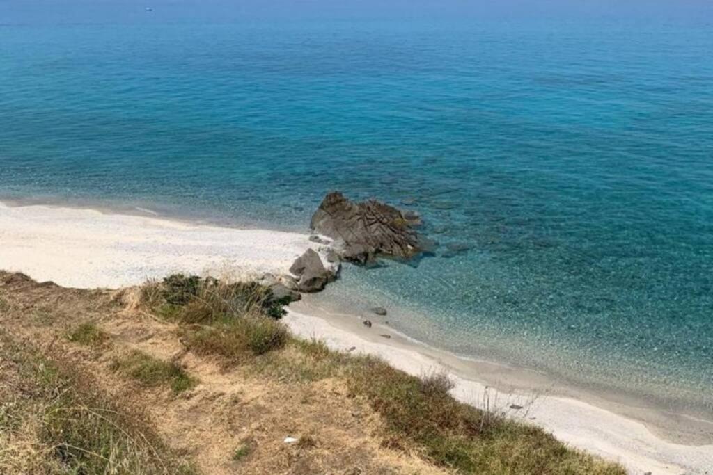 Boutique Apartment With Beach Within Walking Distance, Near Tropea ปาร์เกลียา ภายนอก รูปภาพ